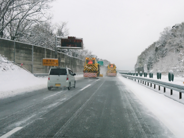 雪道運転のポイント